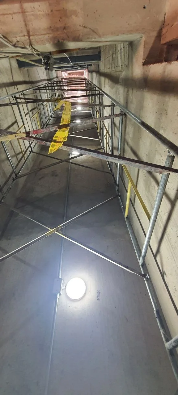 Vertical service shaft and elevator access readiness